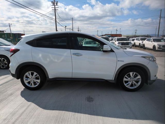 Image for 2014 Honda Vezel 142 Hybrid X