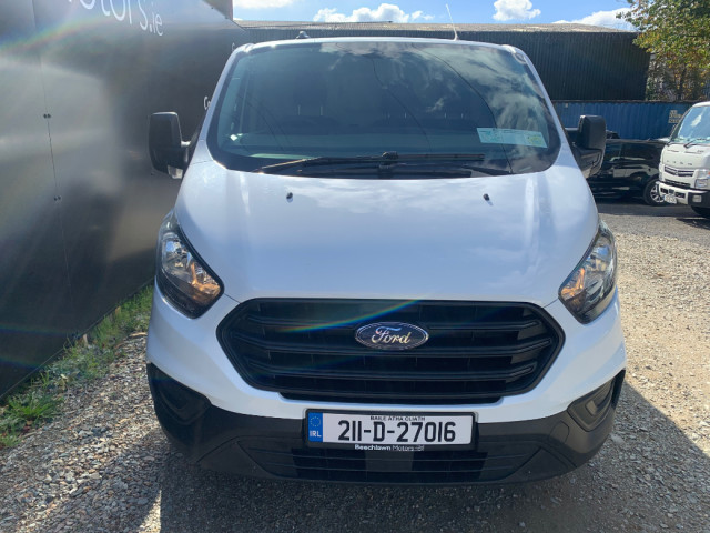 Image for 2021 Ford Transit Custom 2.0 TDCI 105 PS SWB VAN // PRICE EXCL. VAT // 04/26 CVRT // ONE OWNER // FULL SERVICE HISTORY // 