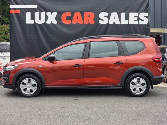 Image for 2024 Dacia Jogger 1.0 TCe Essential 110bhp // 7 SEATER // 6 SPEED TRANSMISSION