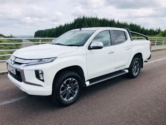 Image for 2021 Mitsubishi L200 DI-D BARBARIAN DCB