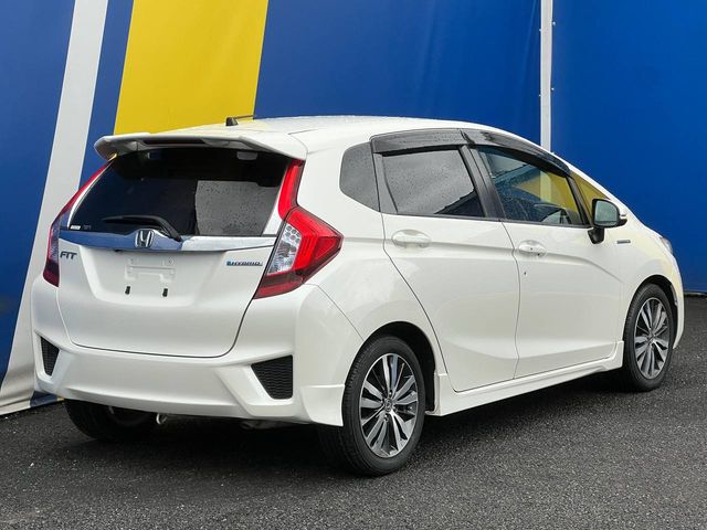 Image for 2016 Honda Fit S-PACKAGE 1.5 HYBRID AUTO // FULL SERVICE HISTORY // 16" DIAMOND CUT ALLOYS // REVERSE CAMERA