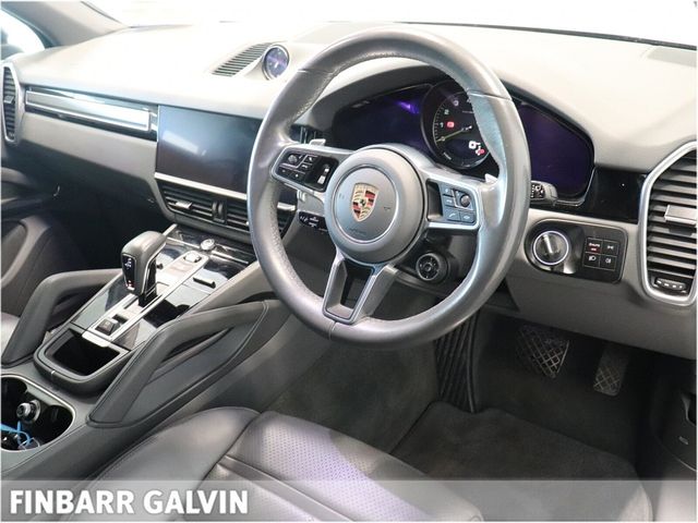 Image for 2022 Porsche Cayenne 3.0V6 E-Hybrid Platinum Edition 4WD Auto