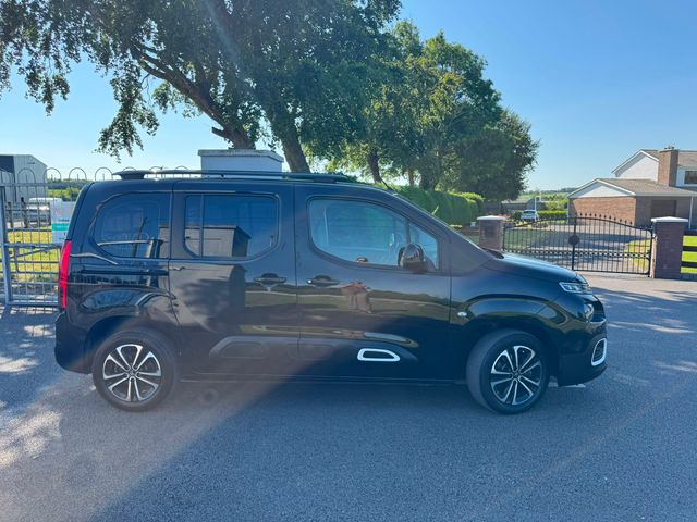 Image for 2021 Citroen Berlingo Multispace Feel Bluehdi 100 5MT 4DR
