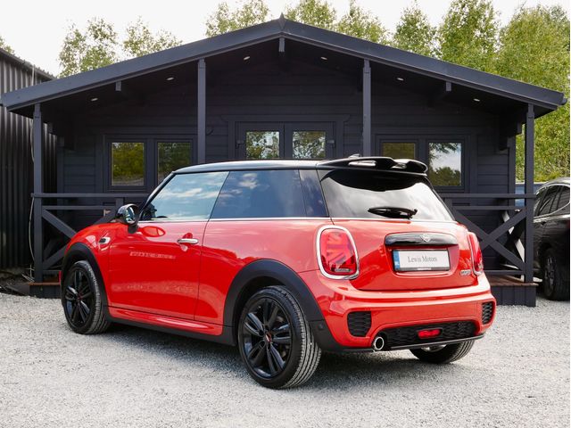 Image for 2020 Mini Cooper SPORT, JOHN COOPER WORKS BODYKIT AND INTERIOR, HEATED SEATS, XENON LIGHTS, BUCKET SEATS, CRUISE CONTROL