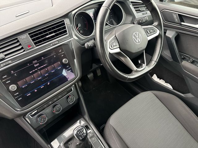 Image for 2021 Volkswagen Tiguan 2.0TDI 122HP MANUAL