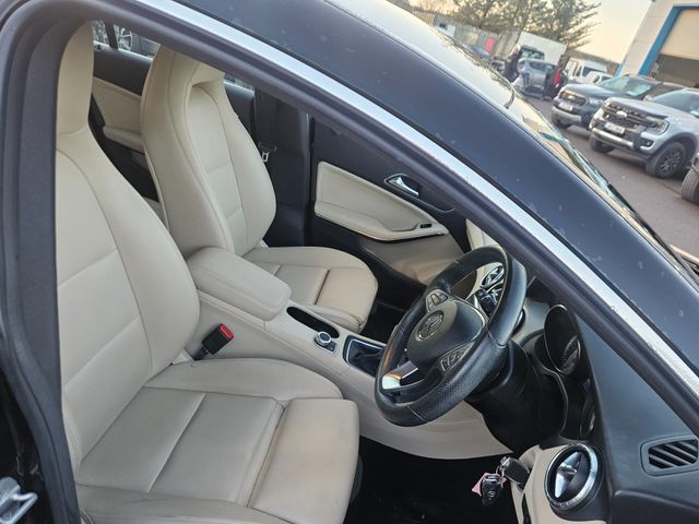 Image for 2016 Mercedes-Benz CLA Class SB 200 D Urban 5DR