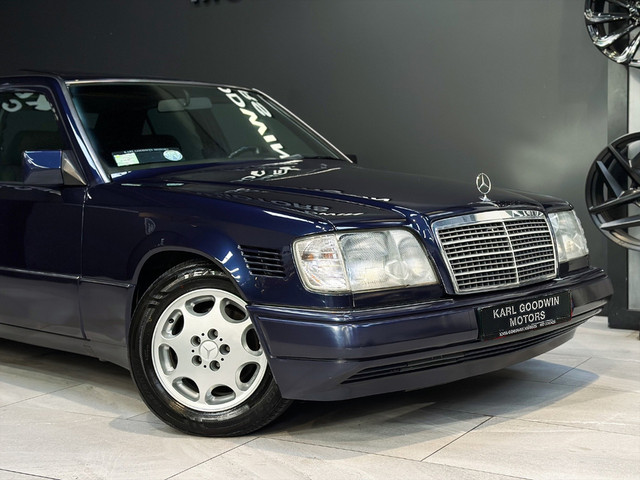 Image for 1994 Mercedes-Benz E Class E250 2.5 D AUTO LEFT HAND DRIVE