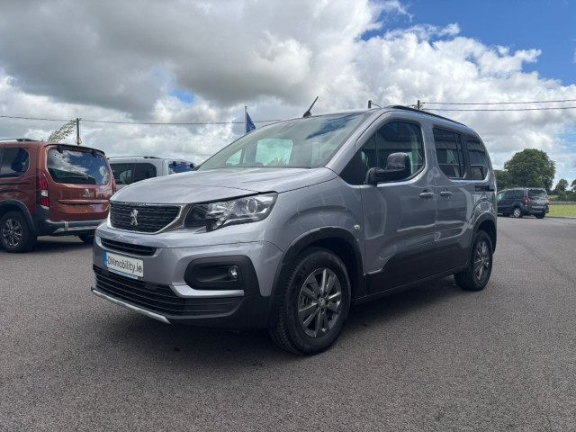 Image for 2024 Peugeot Rifter Wheelchair Accessible 