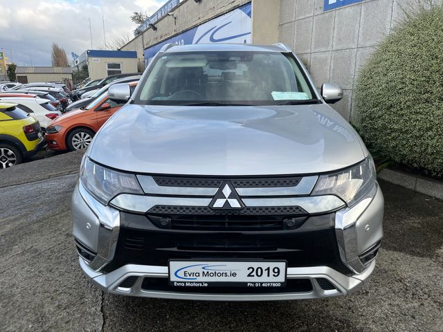 Image for 2019 Mitsubishi Outlander G PLUS AUTOMATIC 2.4 PETROL PLUG IN HYBRID //LOW MILES//KEYLESS ENTRY//REVERSE CAMERA//HEATED SEATS AND STEERING WHEEL//ADAPTIVE CRUISE CONTROL//