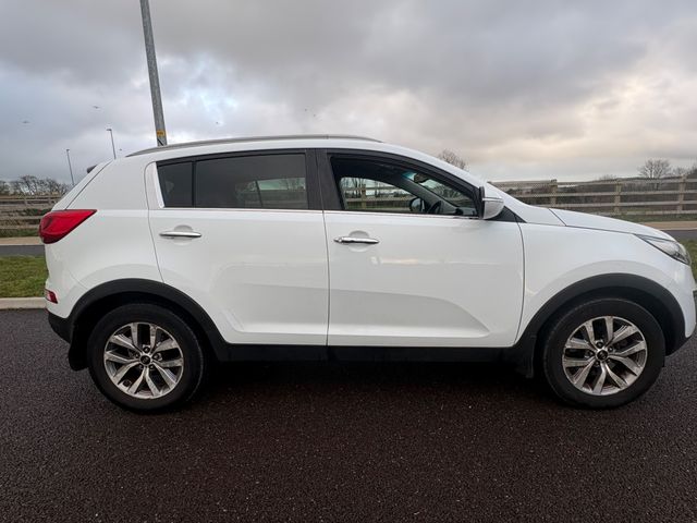 Image for 2015 Kia Sportage 1.7 EXL 4DR, Rear Parking Sensors, Reversing Camera, Multi-Function Steering Wheel, Air Conditioning, Alloy Wheels, 