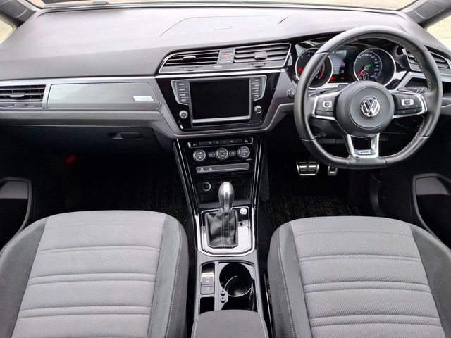 Image for 2017 Volkswagen Touran R-LINE 1.4 PETROL AUTO 12 MONTH WARRANTY NEW NCT