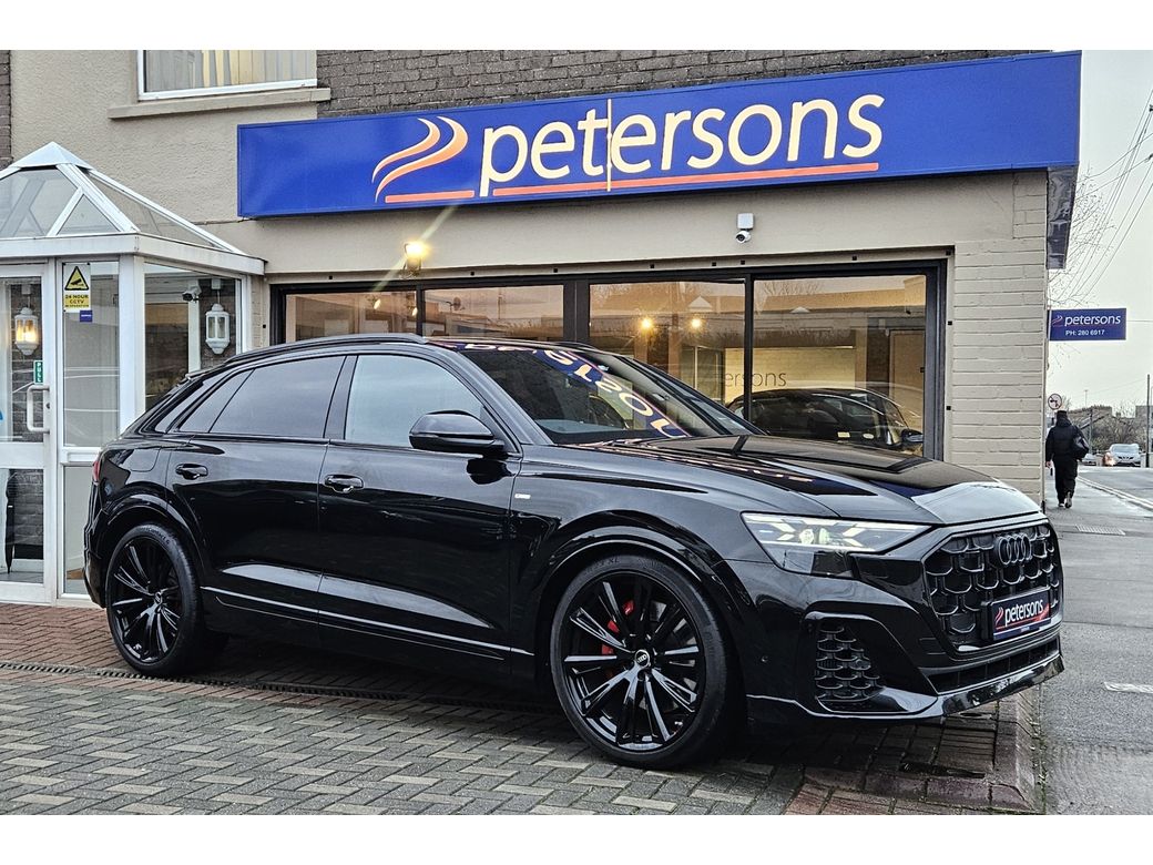 Image for 2025 Audi Q8 490PS QUATTRO S-LINE AUTOMATIC - PANORAMIC ROOF