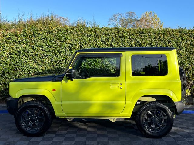 Image for 2022 Suzuki Jimny 660cc AUTO AWD // VERY LOW MILEAGE // KINETIC YELLOW PAINT // HEATED SEATS