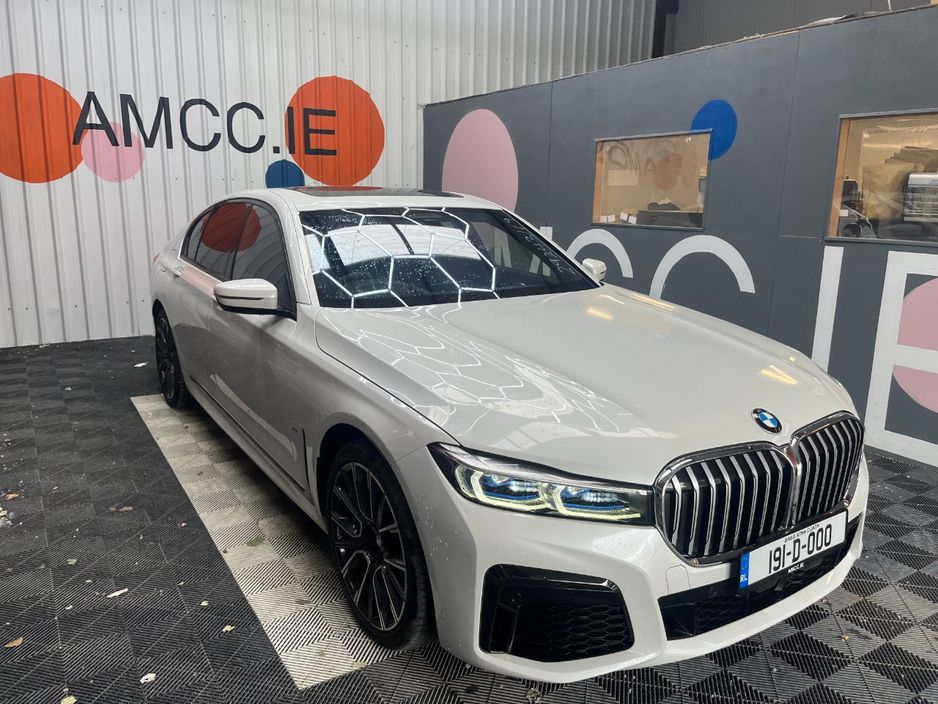 Image for 2019 BMW 7 Series 2019 BMW 745E M-SPORT 3.0 AUTOMATIC / CRUISE CONTROL / 360 CAMERA / ELECTRIC MEMORY & HEATED SEATS / PADDLE SHIFTERS / PANORAMIC SUNROOF / AMBIENT LIGHTS AND MORE