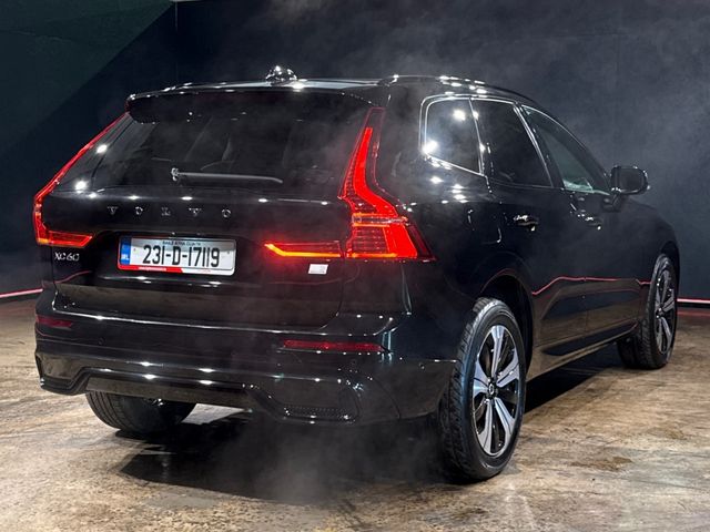 Image for 2023 Volvo XC60 2.0 HYBRID - AUTOMATIC - SUNROOF - ALLOY WHEELS - ELECTRIC TAILGATE - CREAM LEATHER INTERIOR - ELECTRIC SEATS - CRUISE CONTROL - MULTI FUNCTION STEERING WHEEL 