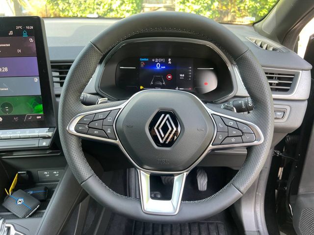 Image for 2026 Renault Captur 1.3 TCE MILD HYBRID (SELF-CHARGE) AUTO ** DELIVERY MILEAGE ** // 360 PARKING SENSORS // DIAMOND CUT ALLOYS // APPLE CARPLAY/ANDROID AUTO 