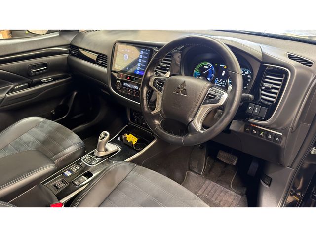 Image for 2018 Mitsubishi Outlander 182 PHEV G PLUS PACKAGE 4WD