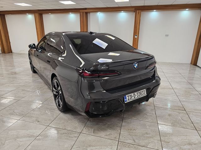 Image for 2023 BMW 7 Series 750e Xdrive // HUGE SPECIFICATION