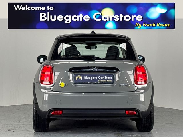 Image for 2022 Mini Cooper ELECTRIC**TOUCH SCREEN BLUETOOTH MEDIA**DIGITAL DASH**NAVIGATION**CRUISE CONTROL**MULTIFUNCTIONAL STEERING WHEEL**DUAL CLMIATE**ISOFIX**FINANCE AVAILABLE**