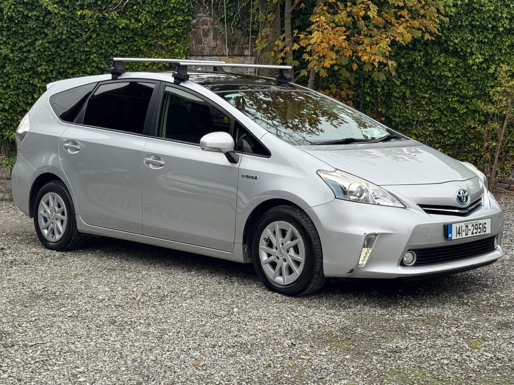 Image for 2014 Toyota Prius 1 Owner 7 Seater