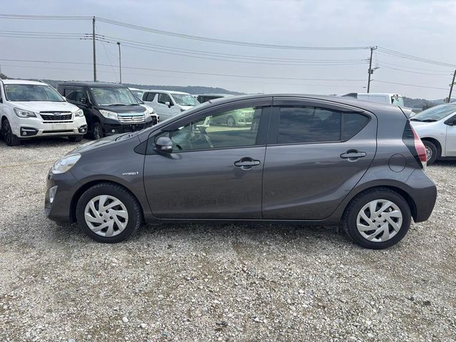 Image for 2015 Toyota Aqua 152 S