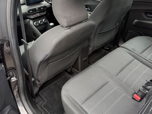 Image for 2022 Dacia Jogger Comfort TCE 110 5DR