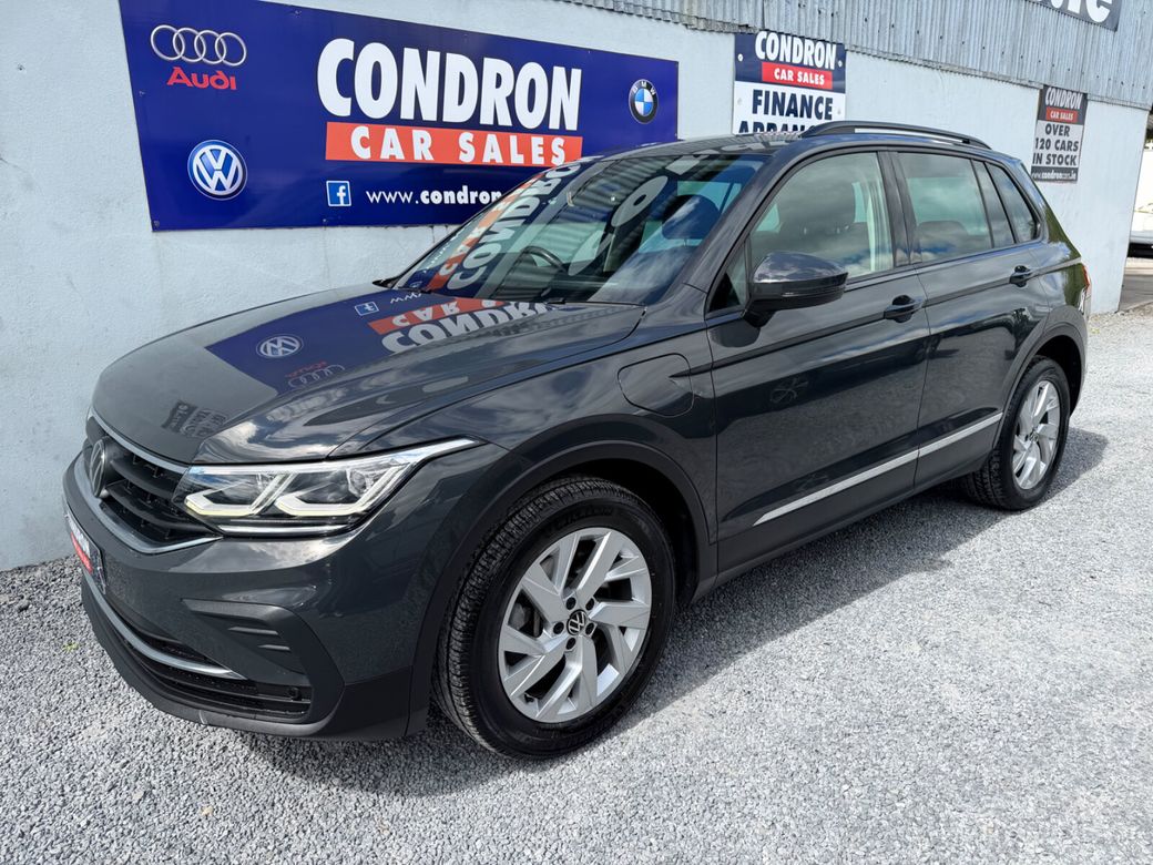 Image for 2024 Volkswagen Tiguan 