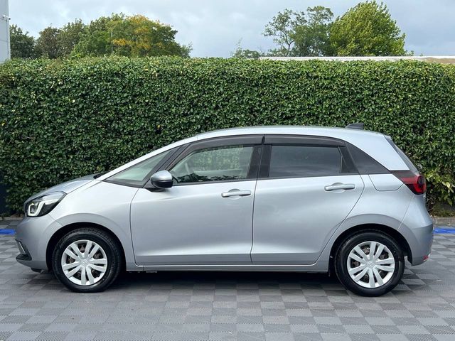 Image for 2021 Honda Fit 1.2 HYBRID AUTO // REVERSE CAMERA // DIGITAL CLUSTER // LANE ASSIST