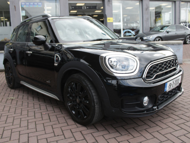 Image for 2019 Mini Countryman 2.0SD CROSSOVER ALL4 ALL WHEEL DRIVE 5DR ESTATE AUTO // STUNNING CAR WITH ONLY 102, 000 KMS // BUY WITH CONFIDENCE AA AND SIMI APPROVED DEALER // FINANCE ARRANGED // ALL TRADE INS WELCOME // 