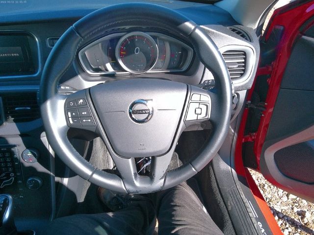 Image for 2018 Volvo V40 T2 Kinetic