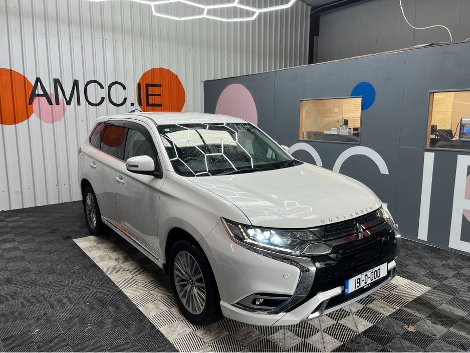 Image for 2019 Mitsubishi Outlander €21950 2019 MITSUBISHI OUTLANDER PHEV ED 2.4 AUTOMATIC / CRUISE CONTROL / REVERSE CAMERA / ELECTRIC HEATED SEATS / HEATED STEERING WHEEL