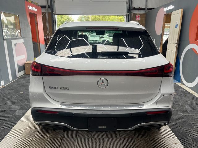 Image for 2021 Mercedes-Benz EQA 2021 MERCEDES-BENZ EQA 250 AUTOMATIC/ CRUISE CONTROL/ PARKING CAMERA/ ELETRIC MEMORY AND HEATED SEAT