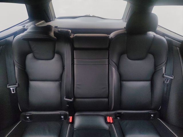 Image for 2020 Volvo V90 D4 (190hp) R-Design Auto
