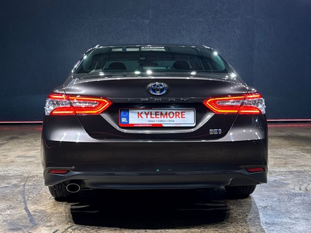 Image for 2018 Toyota Camry G SPEC - 2.5 HYBRID - FACTORY ALLOYS - PUSH BUTTON START/STOP - CRUISE CONTROL