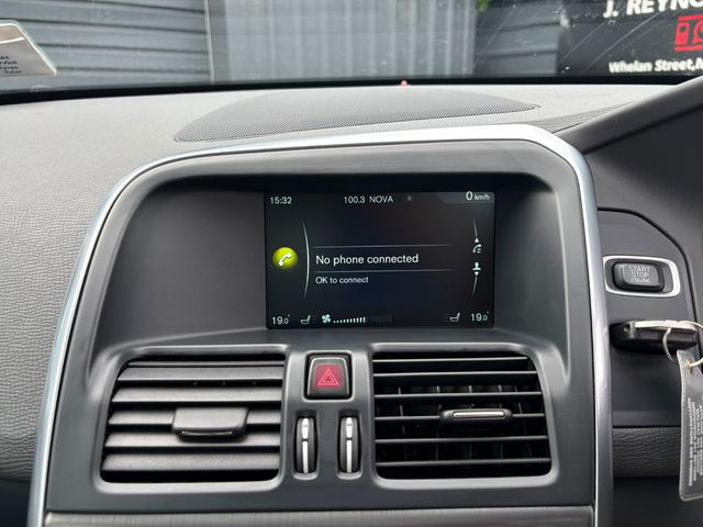 Image for 2016 Volvo XC60 D4 (190hp) FWD SE LUX Geartronic