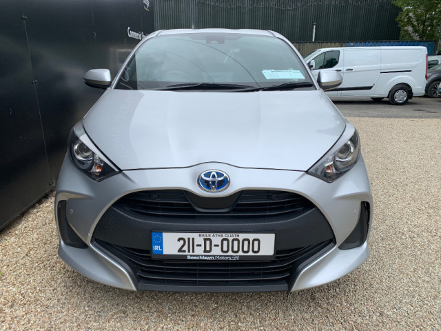 Image for 2021 Toyota Yaris X HYBRID AUTOMATIC 1.5 PETROL // GREAT CONDITION // REVERSE CAMERA, CRUISE AND KEYLESS START // 