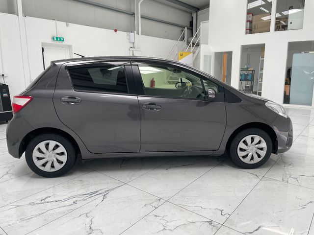 Image for 2017 Toyota Vitz 1.0 VVT-i 5Dr Aura