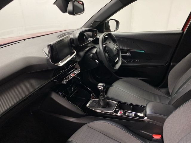 Image for 2023 Peugeot 2008 1.2 Puretech 100bhp Allure