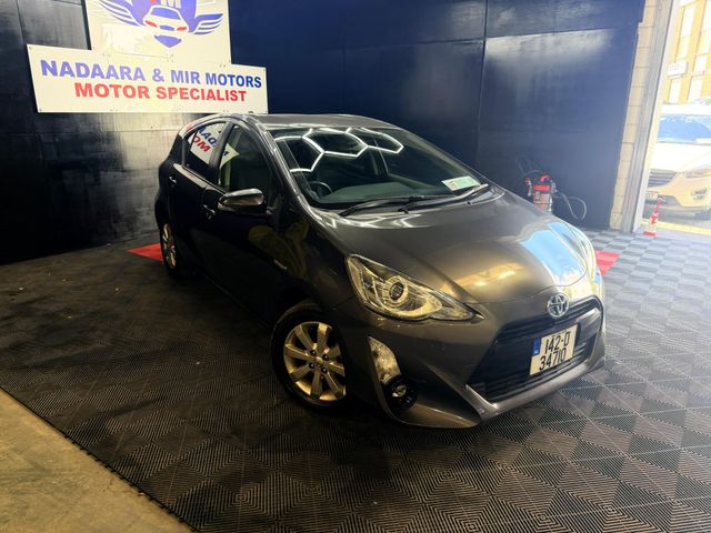Image for 2014 Toyota Aqua DAA NHP10