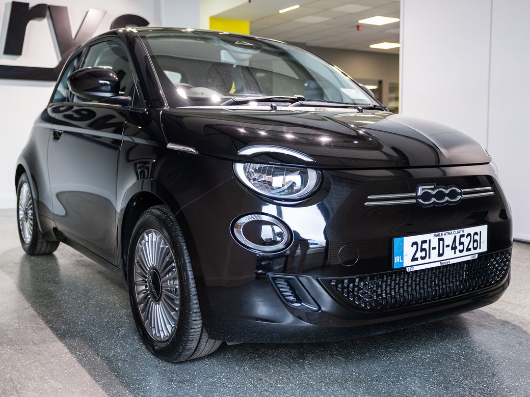 Image for 2025 Fiat 500 Icon 42KWH 3DR Auto