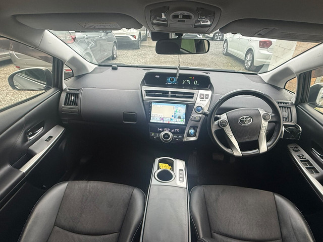 Image for 2017 Toyota Prius 1.8 Hybrid Luxury