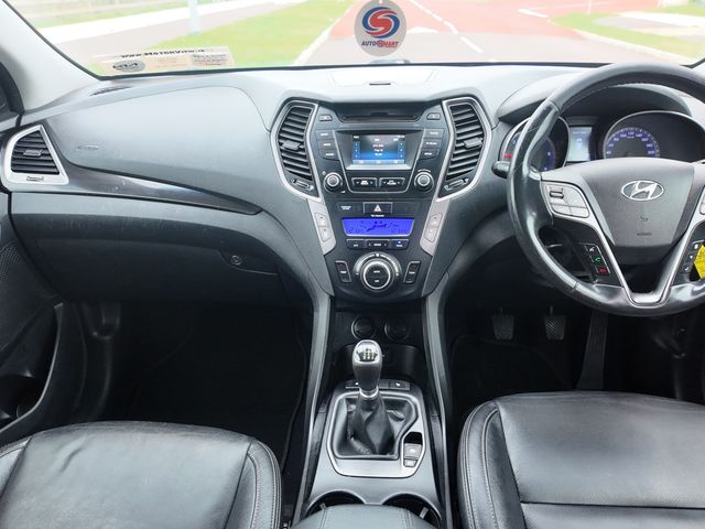 Image for 2016 Hyundai Santa Fe Executive 4WD 2.2D, 7 seater, Rear Parking Sensors, Multi-Function Steering Wheel, Bluetooth, Electronic handbrake, 