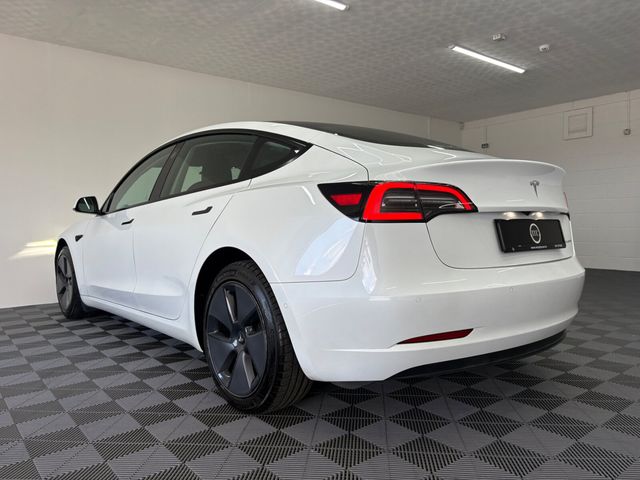 Image for 2022 Tesla Model 3 Long Range (AWD)