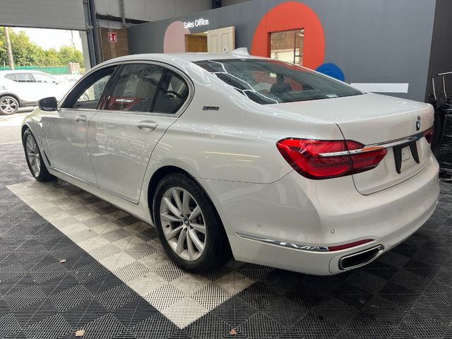 Image for 2017 BMW 7 Series 2017 BMW 7 740E IPERFORMANCE EXECUTIVE 2.0 AUTOMATIC / CRUISE CONTROL / PARKING CAMERA / ELECTRIC MEMORY AND HEATED SEATS / PANORAMIC SUNROOF / AMBIENT LIGHTS
