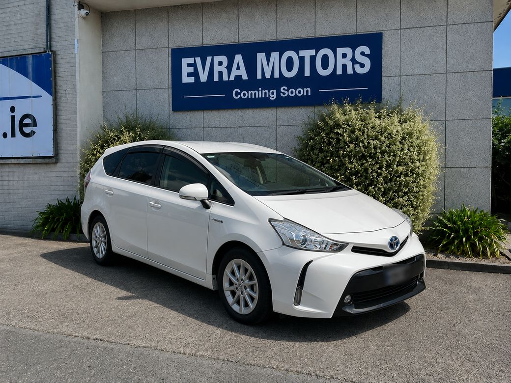 Image for 2015 Toyota Prius Alpha 7 SEATER HYBRID AUTOMATIC 1.8 PETROL //REVERSE CAMERA//KEYLESS ENTRY//