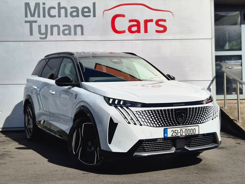 Image for 2025 Peugeot 5008 e GT Line 73kwh Auto (210bhp) 7 Seater, Privacy Glass, 20" Alloys, Camera, CarPlay, 1/2 Leather - First Registered January 2025 - Trade in Price €41, 888.