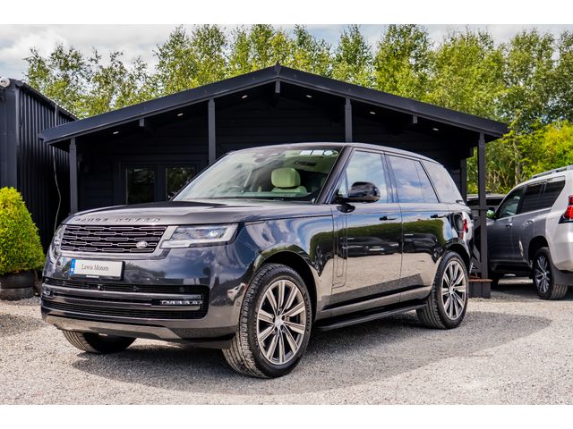Image for 2025 Land Rover Range Rover P460e Autobiography, MERIDIAN SURROUND SOUND SYSTEM, PAN ROOF, ELECTRIC TOW BAR, AIR SUSPENSION, 360 CAMERA, HUD, MASSAGE SEATS, CHILLED CENTRE CONSOLE, HEATED & COOLED SEATS, AMBIENT LIGHTING