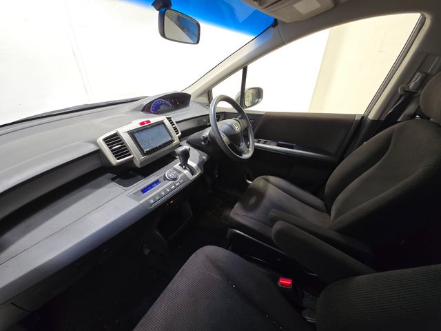 Image for 2016 Honda Freed 7 SEATER 1.5 G Auto, Reversing camera