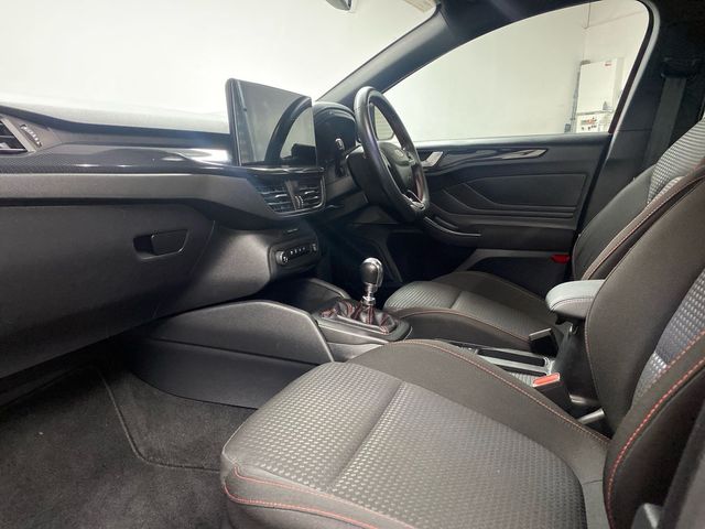 Image for 2023 Ford Focus ST-Line 1.0 125HP Manual