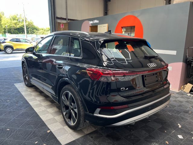 Image for 2024 Audi Q4 e-tron 2024 AUDI Q4 E-TRON 40S LINE AUTOMATIC / CRUISE CONTROL / PARKING CAMERA / PADDLE SHIFTERS / AMBIENT LIGHTS / APPLE CARPLAY AND MORE